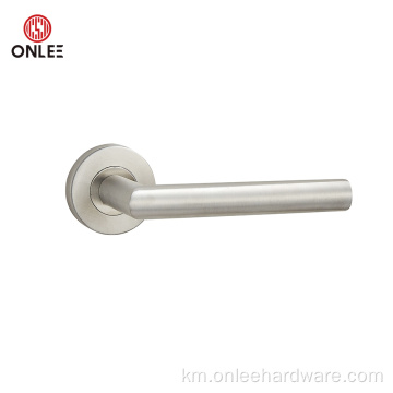 Lever ទ្វារទ្វារនៅលើផ្កាកុលាប